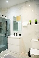 Buxton Bliss - Spacious 5 Bedroom House