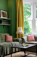 Buxton Bliss - Spacious 5 Bedroom House