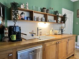 Buxton Bliss - Spacious 5 Bedroom House