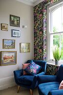 Buxton Bliss - Spacious 5 Bedroom House