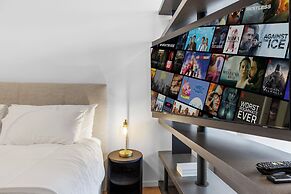 Exclusive Studio with Beautiful Views