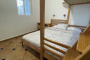 Lovely 10 bed Villa With Private Pool and Garden