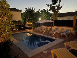 Lovely 10 bed Villa With Private Pool and Garden
