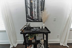 Couple's Retreat Near Vanderbilt University!