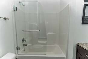 Couple's Retreat Near Vanderbilt University!