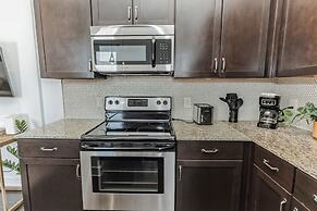 Couple's Retreat Near Vanderbilt University!