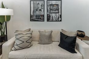 Couple's Retreat Near Vanderbilt University!