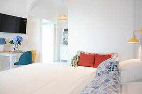 Pezz Pezz Amalfi Coast Suites