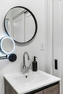 Lux Retreat By Renzzi