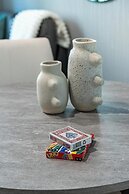 Lux Retreat By Renzzi