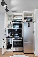 Lux Retreat By Renzzi