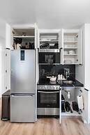 Lux Retreat By Renzzi