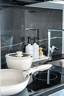 Lux Retreat By Renzzi