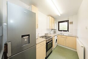 1bedlondonapt-freeparking-fastwifi-sofabed