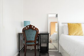 1bedlondonapt-freeparking-fastwifi-sofabed