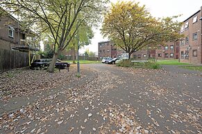 1bedlondonapt-freeparking-fastwifi-sofabed