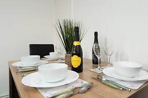 1bedlondonapt-freeparking-fastwifi-sofabed