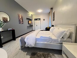 C&C Studio Apartments