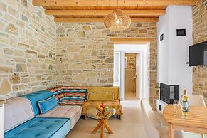 Villa Vidan With Pool by Matala