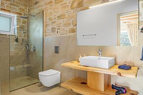 Villa Vidan With Pool by Matala