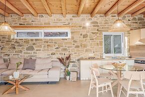 Villa Nala With Pool by Matala