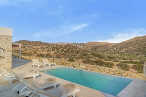 Villa Nala With Pool by Matala