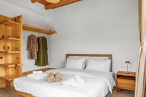 Villa Nala With Pool by Matala