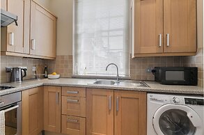 Charming London City Apartment