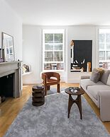 Generously Large 1 Bedroom Apartment in Farringdon