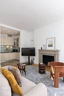 Generously Large 1 Bedroom Apartment in Farringdon