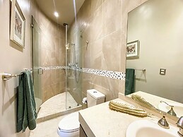 Luxury Apt with Balcony l León Gto