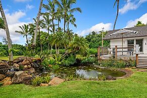 Coconut Hut 2 Bedroom Home by RedAwning