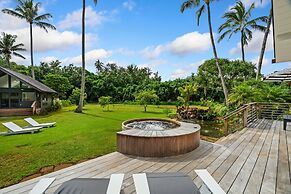Coconut Hut 2 Bedroom Home by RedAwning