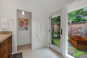 Coconut Hut 2 Bedroom Home by RedAwning