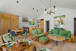 Coconut Hut 2 Bedroom Home by RedAwning