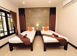 Thanawong Pool Villa