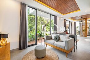 Azure Romantic Gateway in Ubud