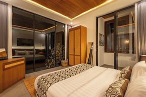 Azure Romantic Gateway in Ubud