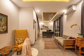 Azure Romantic Gateway in Ubud