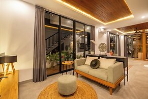 Azure Romantic Gateway in Ubud