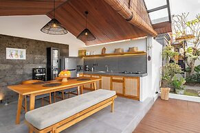 Azure Romantic Gateway in Ubud