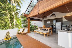 Azure Romantic Gateway in Ubud