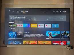 Majestic Seaside Pool Villa