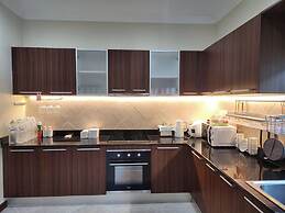 Majestic Seaside Pool Villa