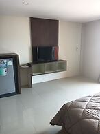 Cafe Nana Hotel & Bar