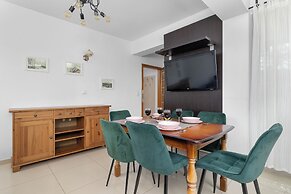 Zakopane 3-bedroom Apartment by Renters