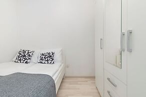Apartment Near Beach Gdansk by Renters