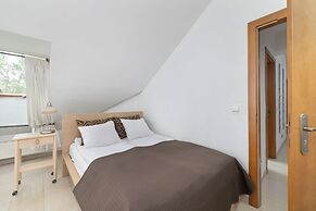 Apartment With Mountain View by Renters