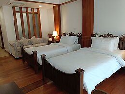 Phubarn VimarnVangvieng Resort