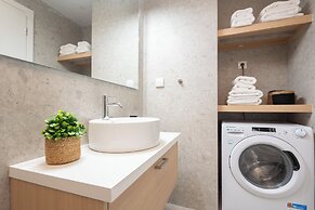 Kosmos Luxury Residences